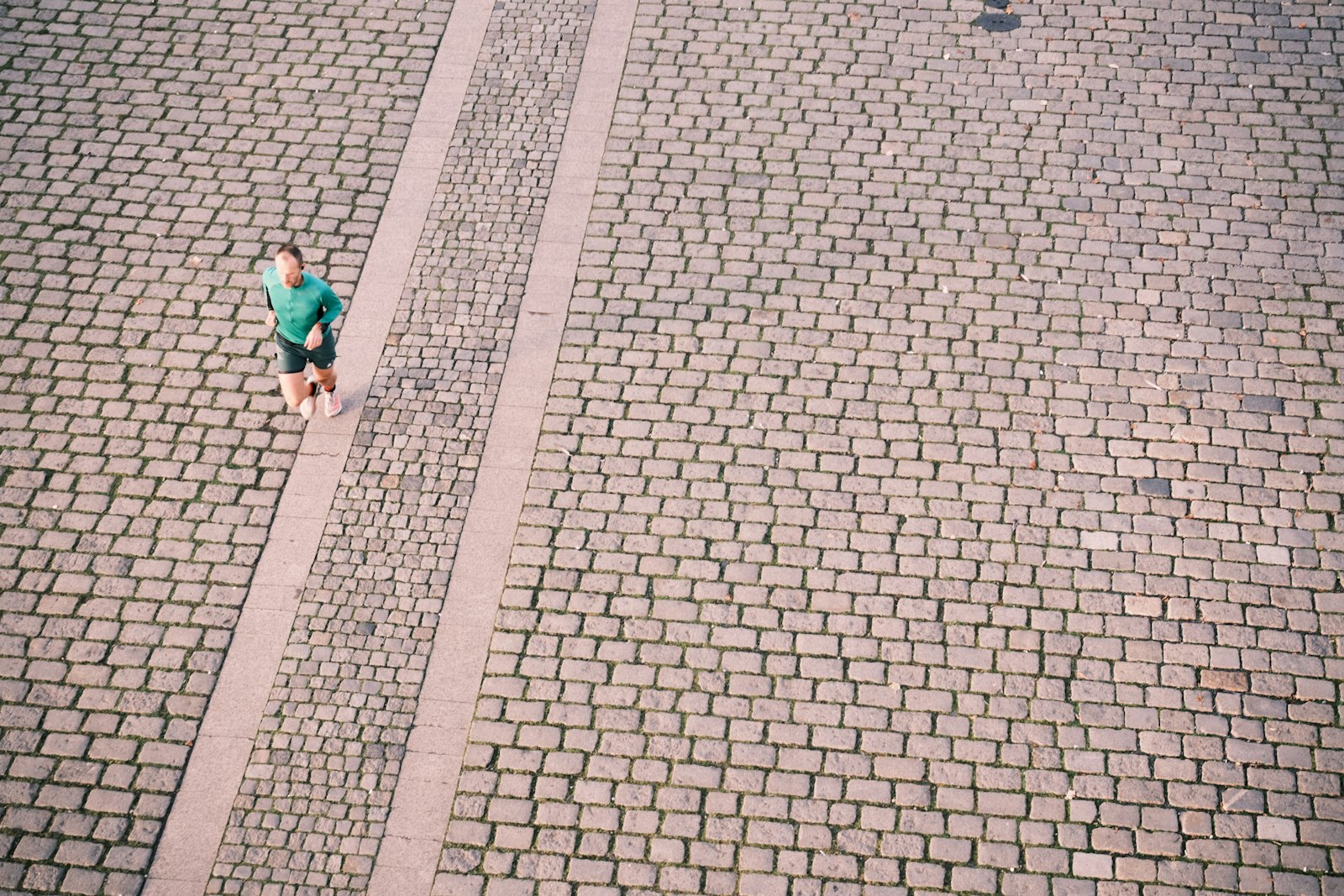 Running Cadence Explained: Why 180 Steps Per Minute Isn’t a Magic Number