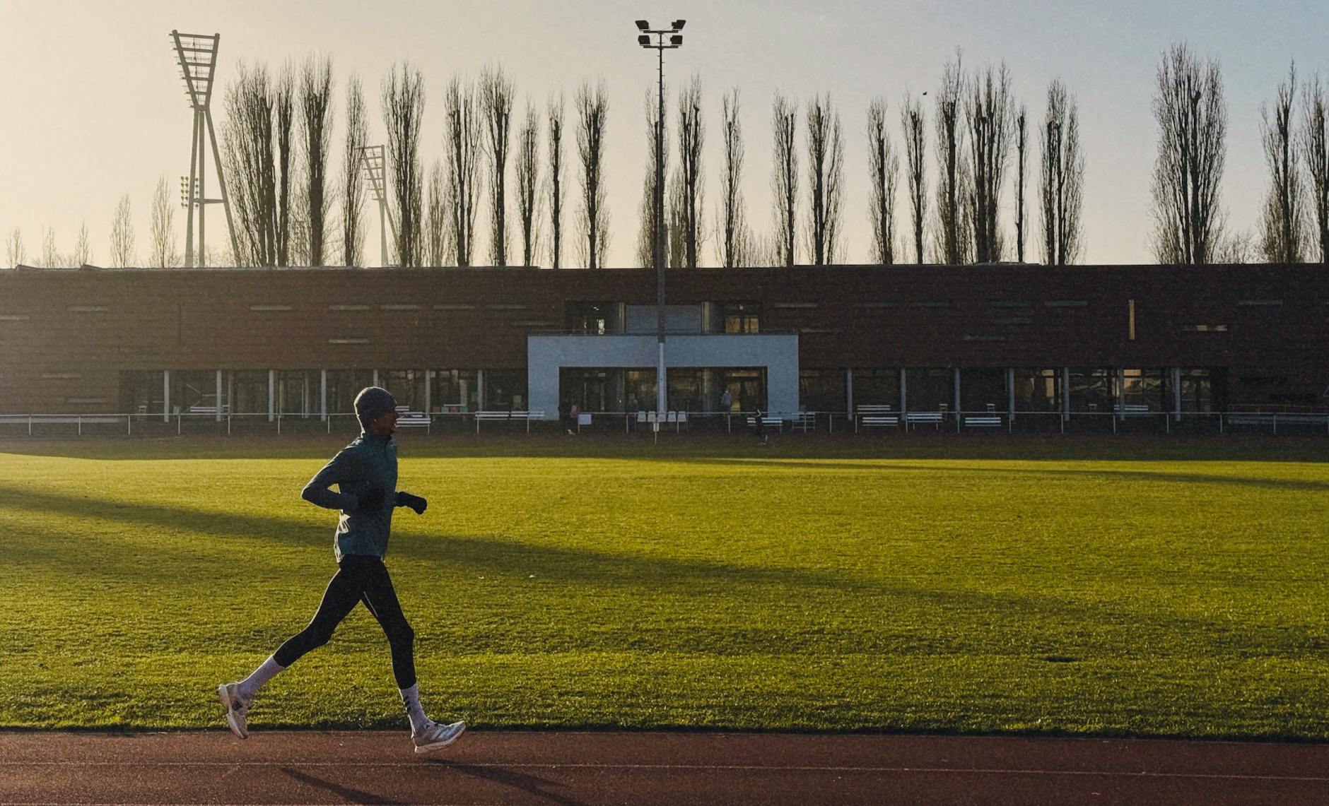 What is the best 12-week half marathon training plan for beginners?