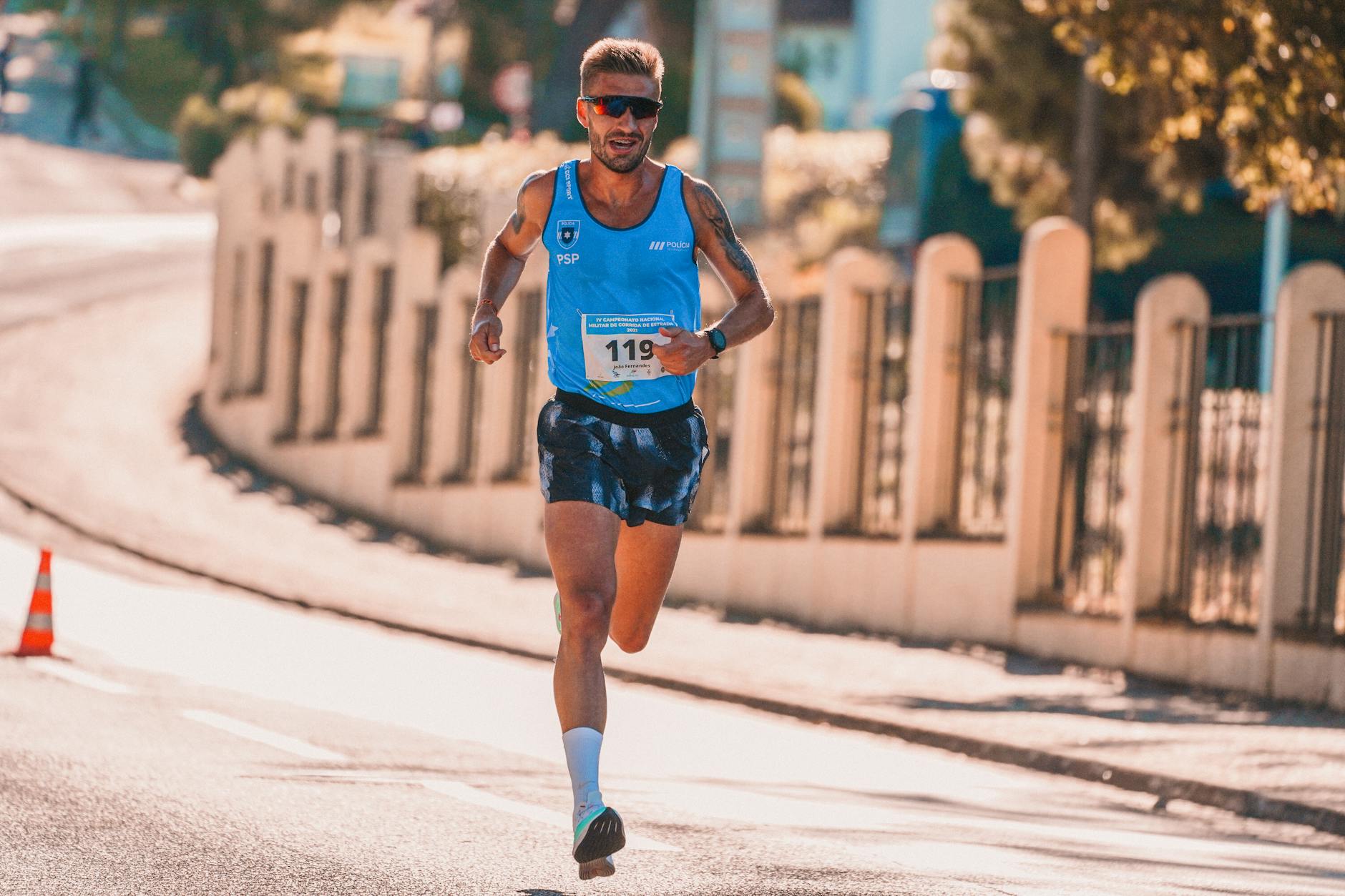 How to Safely Transition to Minimalist Running Shoes in 2026
