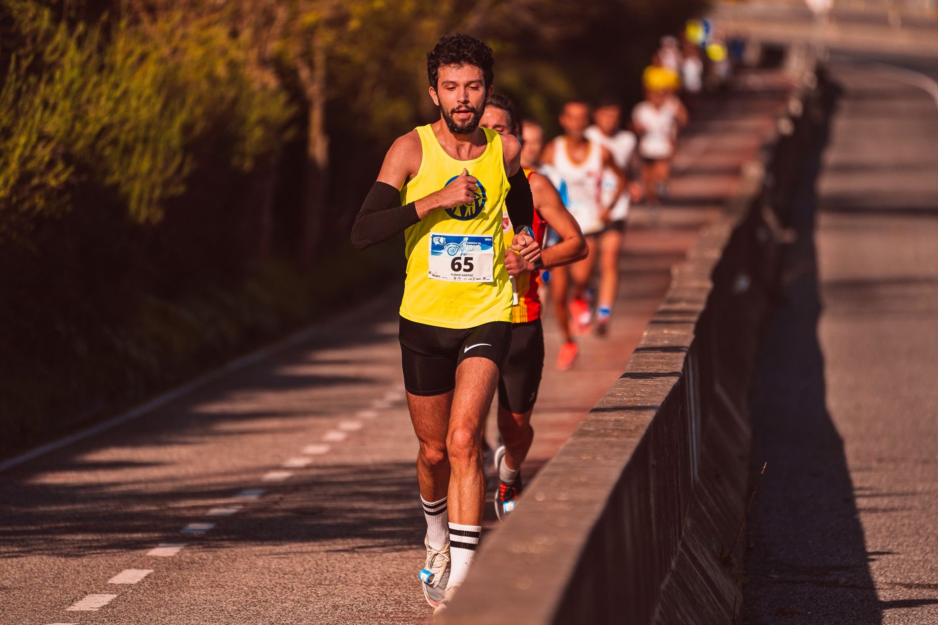 What is tempo run training and how does it improve your race pace?